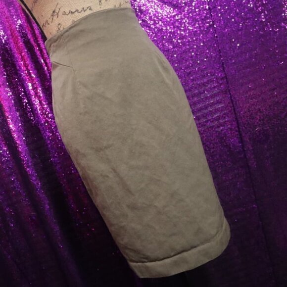 VINTAGE PENCIL SKIRT Sz 2 Khaki Tan Office Wool Light Academia Fitted - Picture 1 of 9